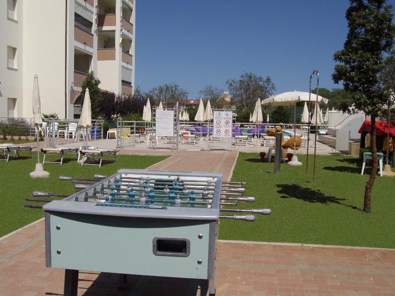 Residence Cleo Llido Degli Estensi Eksteriør billede