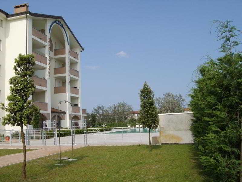 Residence Cleo Llido Degli Estensi Eksteriør billede